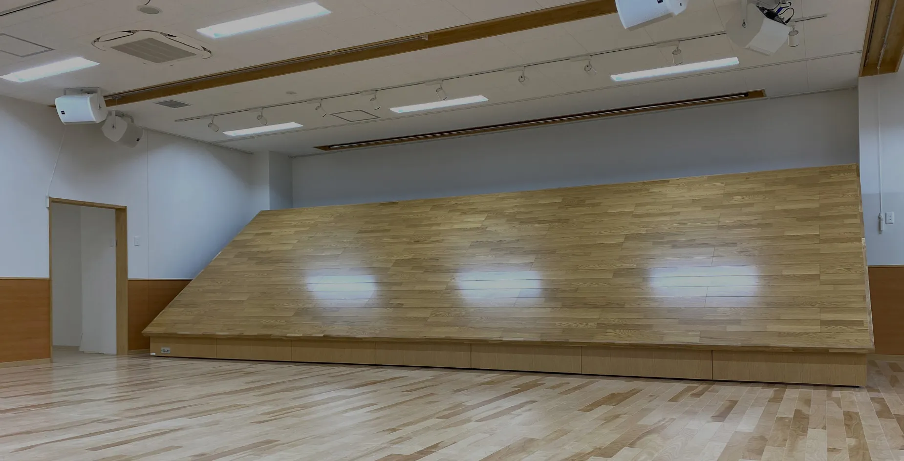 舞台を創造する